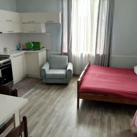 Zaza Guest House Кобулети Стая снимка