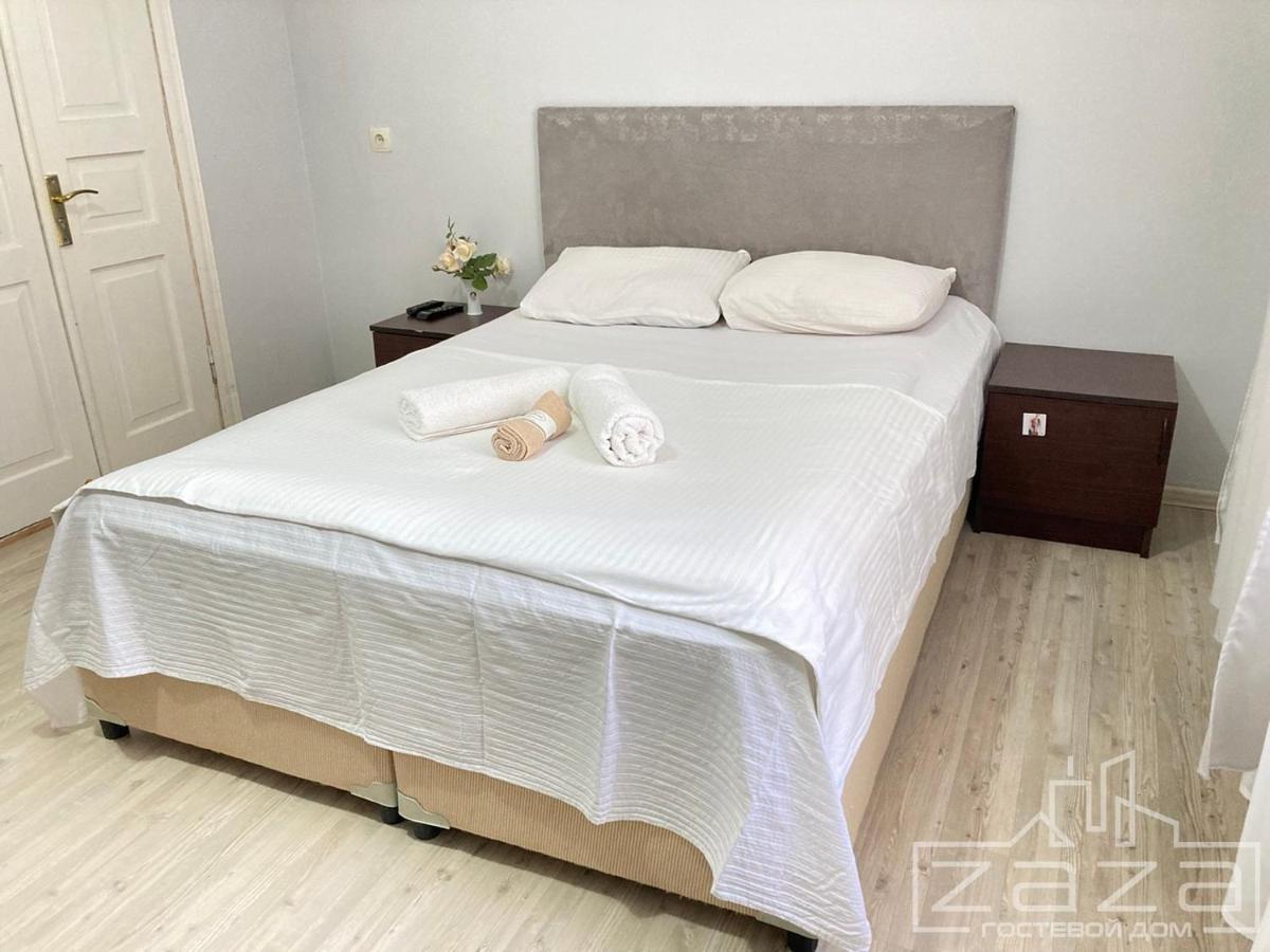 Zaza Guest House Кобулети Екстериор снимка