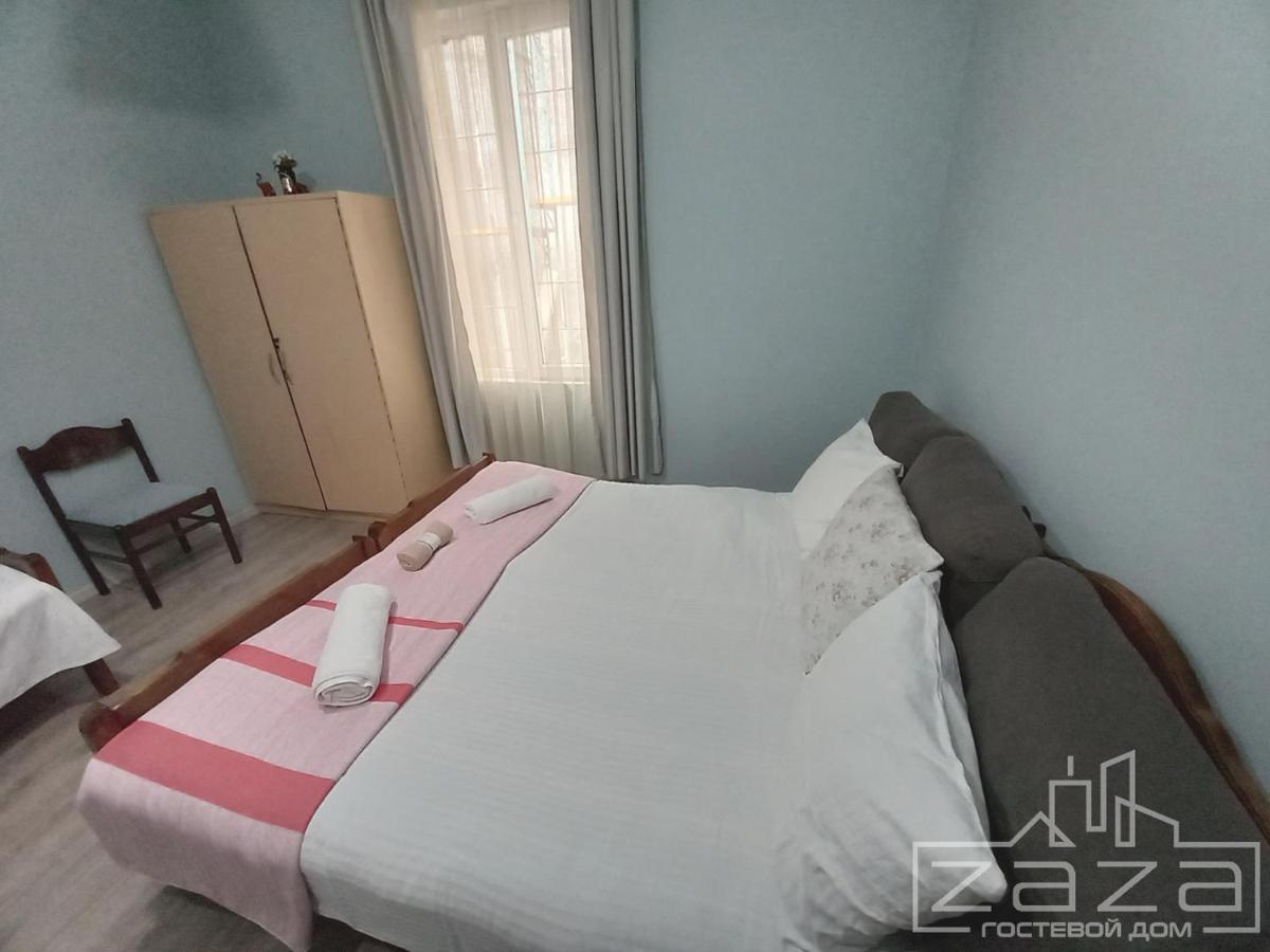 Zaza Guest House Кобулети Екстериор снимка
