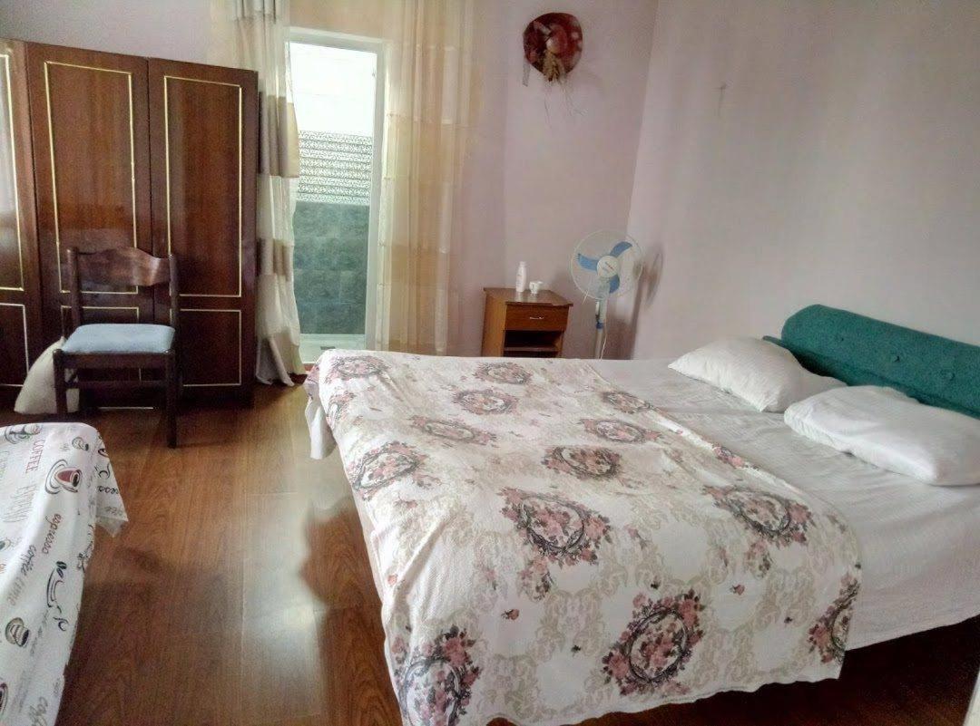 Zaza Guest House Кобулети Екстериор снимка