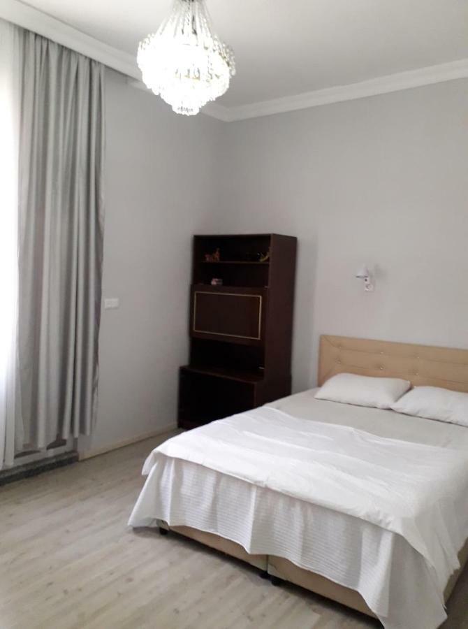 Zaza Guest House Кобулети Екстериор снимка