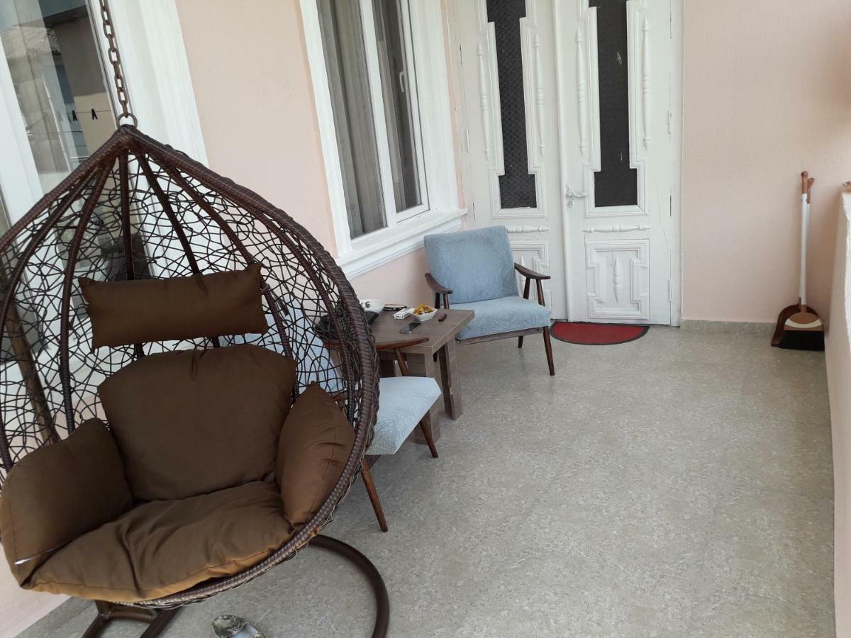 Zaza Guest House Кобулети Екстериор снимка